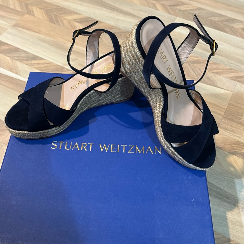 New!!!!!!! STUATR WEITZMAN women’s wedge!!!!